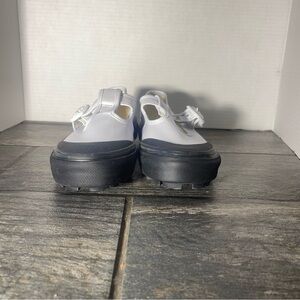 Vans Kids White and Black Sandals